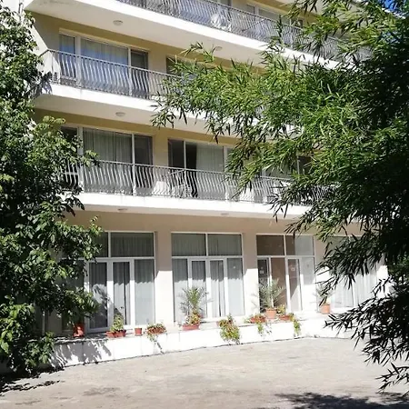 Portobello Garden * ساني بيتش